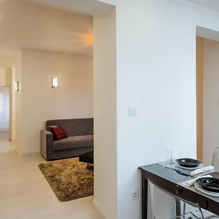 Apartment Great New Flat Close To Alameda Lisbon